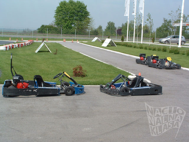 Autokomerc 2004. godine