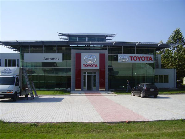 Toyota centar u Subotici: Automax