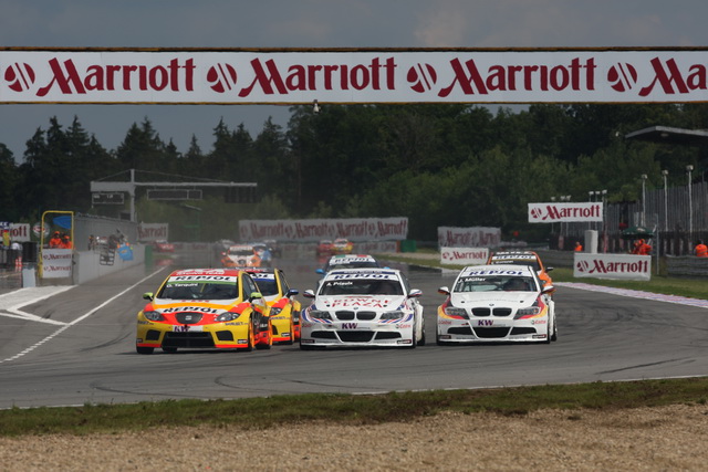 09wtcc_1112_brno_05.jpg