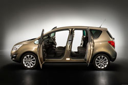Opel: Kratak istorijat vrata sa „kontra“ otvaranjem