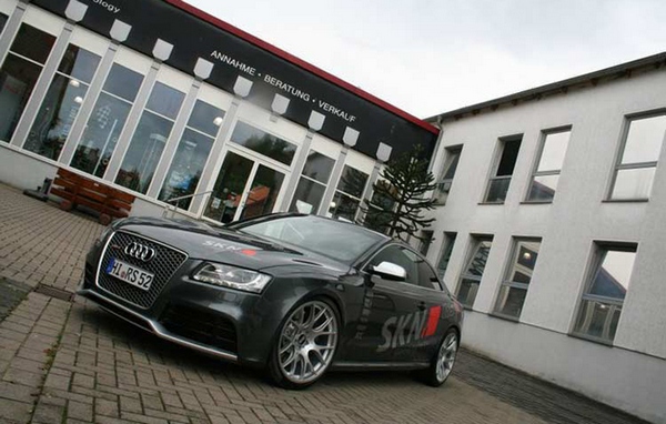 10audi_rs5_skn1.jpg