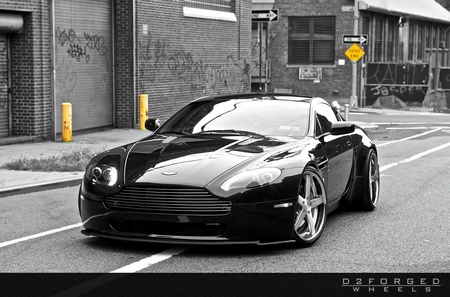 D2Forged i Aston Martin V8 Vantage