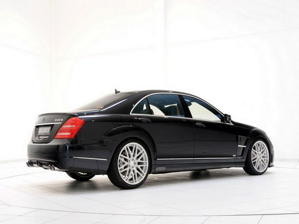 mercedes_s600_tuned_by_brabus7.jpg