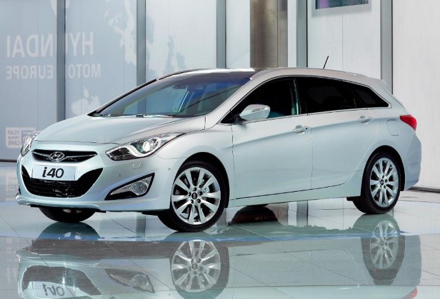11hyundai_i40_1.jpg