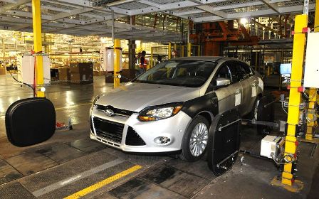 12ford_focus_0.jpg