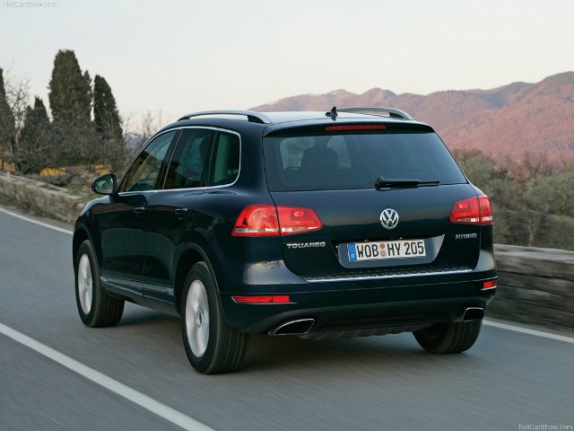 11volkswagen_touaregtdi_2.jpg