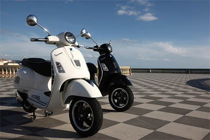 Vespa GTS 300 skuter 2011. Motorrad magazina