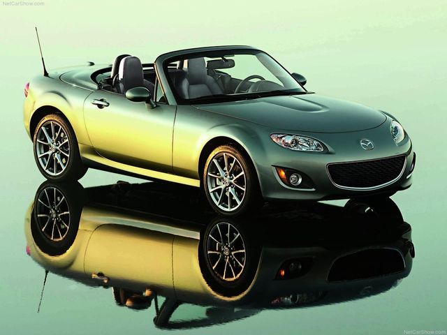 11mazda_mx-5_miata_1.jpg