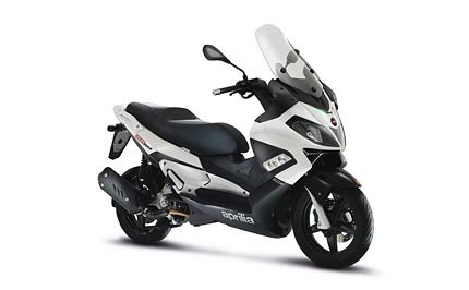 Aprilia SR max, novi model