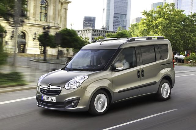 12opel_combo_2.jpg