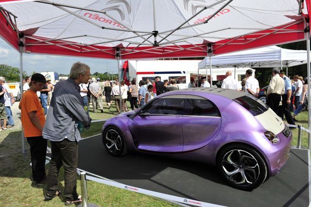 citroen_revolte1590_02.jpg