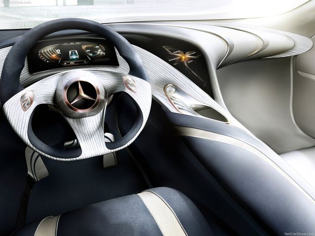 11mercedes_f125_concept_3.jpg