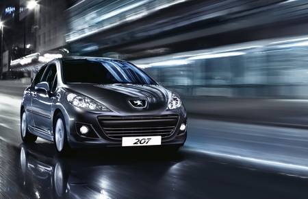 peugeot_207_sa_klimom_9.990_evra.jpg