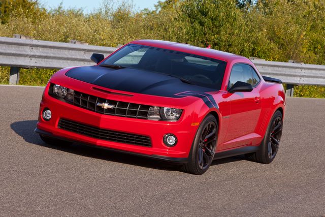 11sema_chevrolet_camarozl1_1.jpg