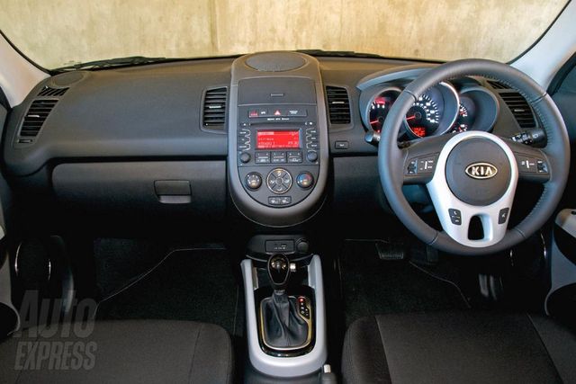 12kia_soul_3_copy.jpg