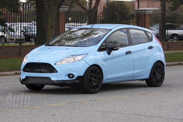 12ford_fiesta_st_1.jpg