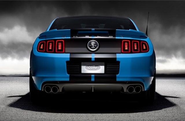 13ford_mustangshelby_gt500_2.jpg