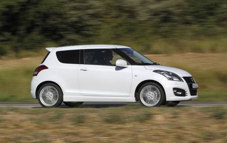 suzuki_swift_sport_2.jpg