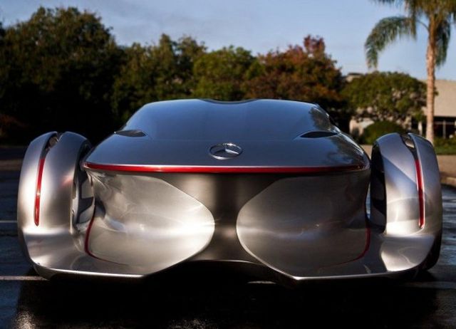 11mercedes_silverarrow_concept_2.jpg