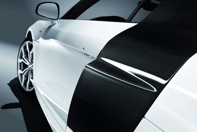 12audi_r8_0.jpg