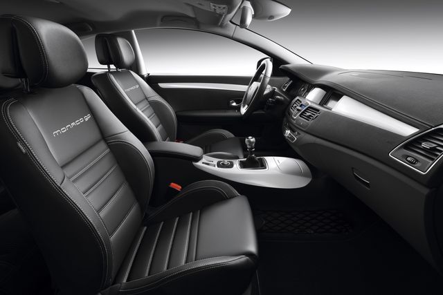 12renault_laguna_coupe_2.jpg