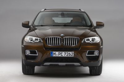 12bmw_x6_0.jpg