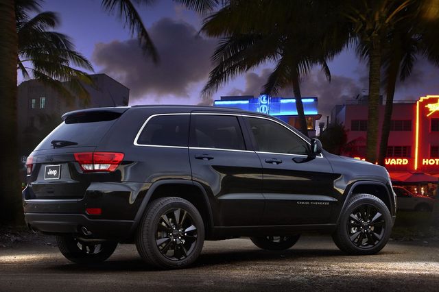 12jeep_grand_cherokee_concept_2.jpg
