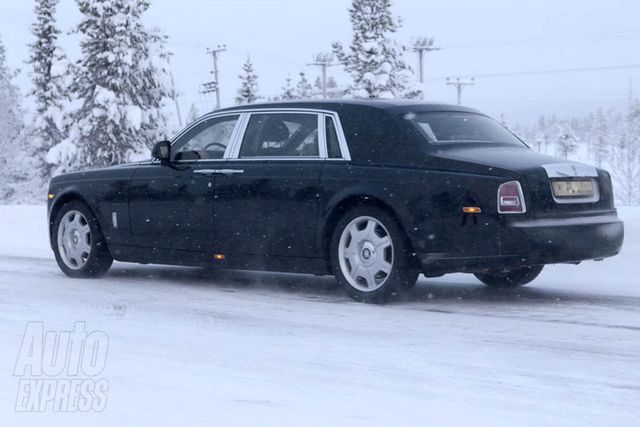 12rolls_royce_phantom_2.jpg