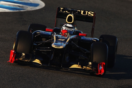 12f1_lotus_raikkonen.jpg