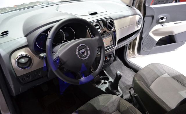 12dacia_lodgy2.jpg
