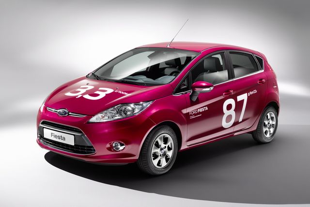 12ford_fiesta_econetic_1.jpg
