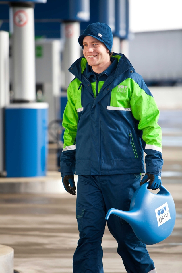 omv_employee_forecort.jpg