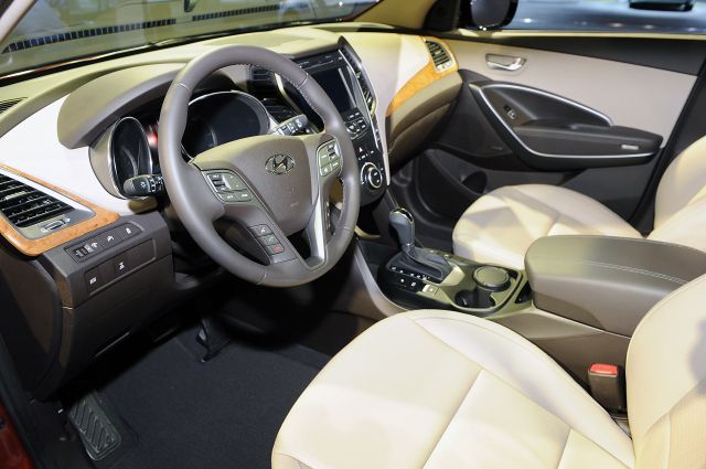 12hyundai_santafe3.jpg