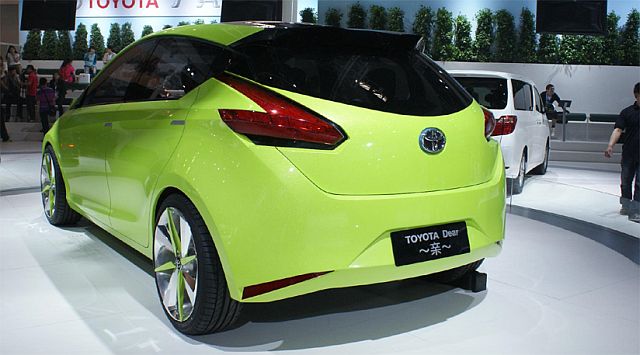 12toyota_dearqin1.jpg