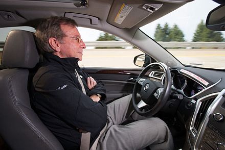 12cadillac_supercruise0.jpg