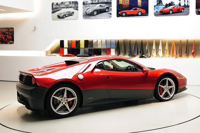 12ferrari_sp12ec1.jpg