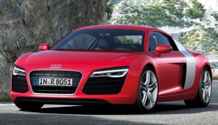 12audi_r83.jpg
