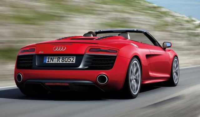 12audi_r86.jpg