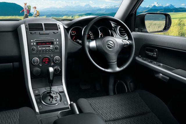 12suzuki_grandvitara2.jpg