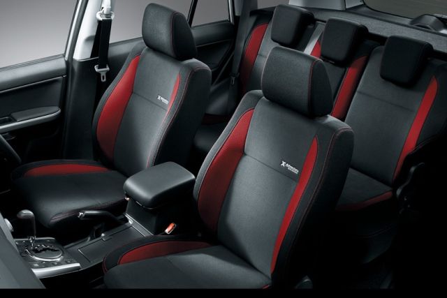 12suzuki_grandvitara3.jpg