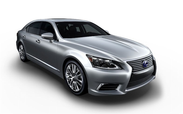 2013-lexus-ls-600h-l-front-three-quarters.jpg