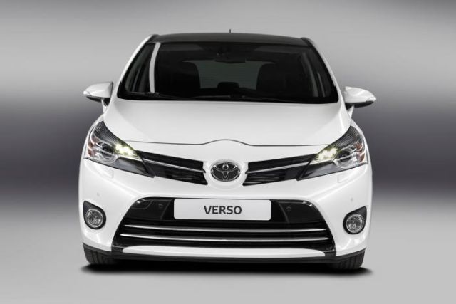 12toyota_verso2.jpg