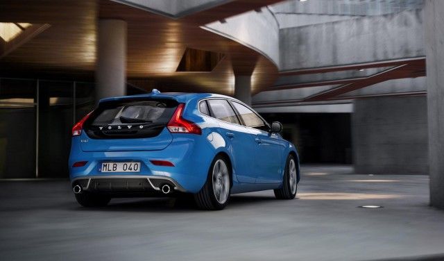 12volvo_v40rdesign2.jpg