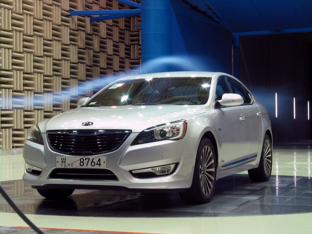 kia_k7_wind_tunnel_testing_namyang_reseasrch_and_development_center_medium.jpg