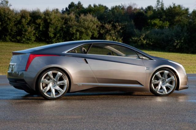 12cadillac_converj1.jpg 12cadillac_converj1.jpg