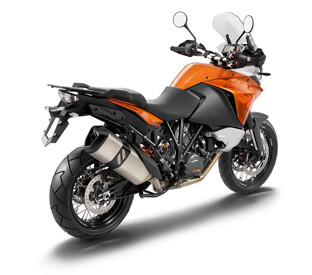 ktm_1190_2013_02.jpg