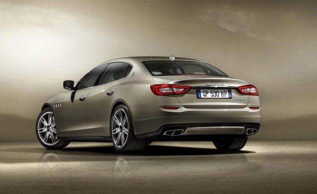 12maserati_quattroporte2.jpg