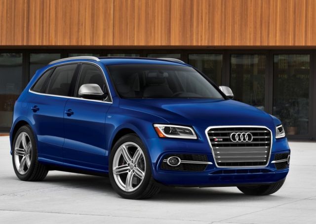 13audi_sq51.jpg