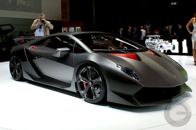 13lamborghini_sestoelemento1.jpg
