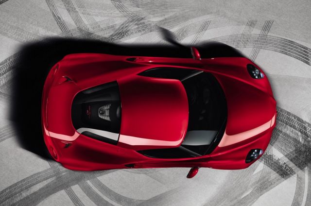 13alfaromeo_4c2.jpg